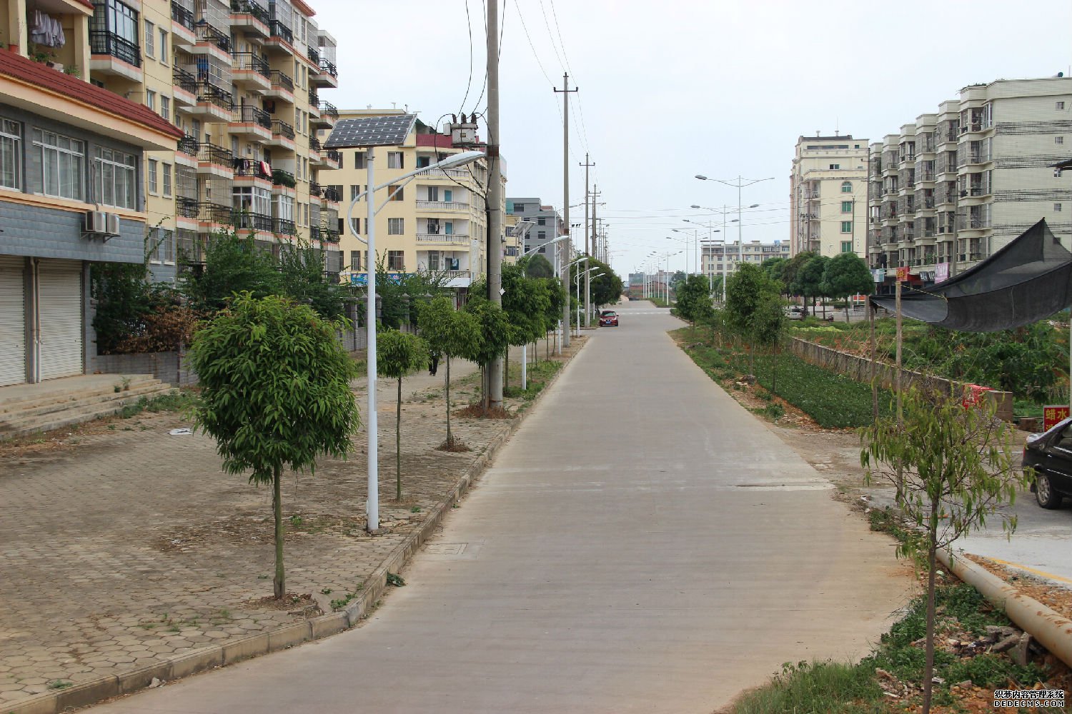 南寧市小區(qū)太陽能路燈照明工程